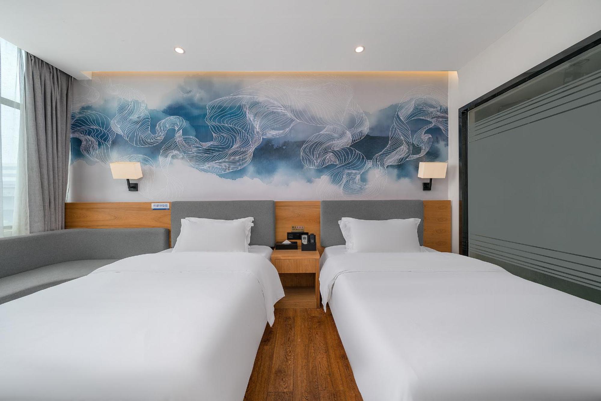 Felice Hotel-Guangzhou Baiyun International Airport Renhe Metro Station Branch Гуанчжоу Экстерьер фото